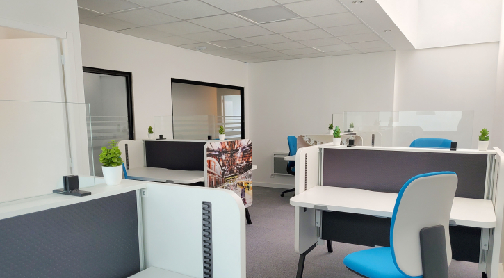 coworking-insolite-rennes-workstations-lumiere-naturelle